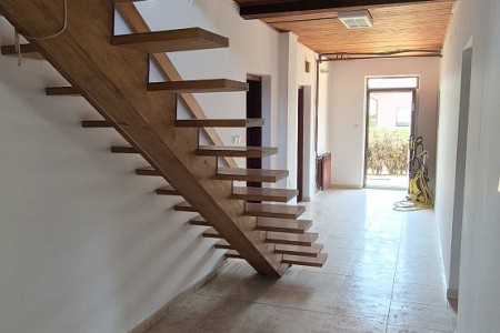 Beli&scaron;će, kuća, Ulica Vladimira Nazora, 193,29 m2