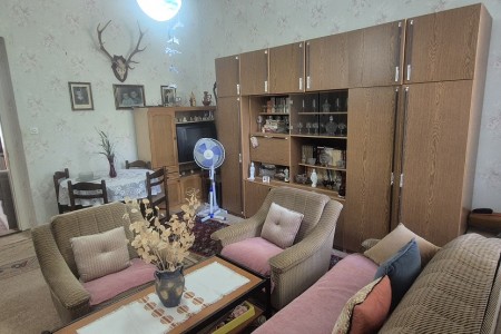 Belišće, četverosoban stan u centru, 99,91 m2