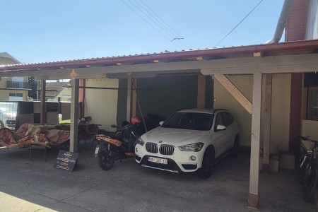 Donji Miholjac, stambeno-poslovni objekt, 675,87 m2
