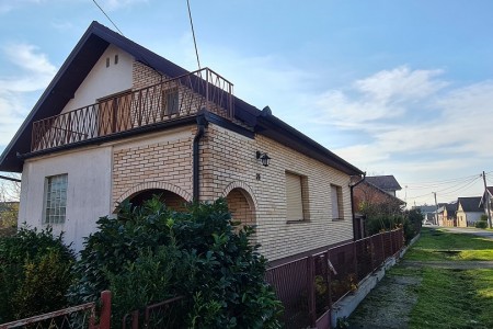 Bilje, kuća visokoprizemnica, 223,97 m2, VIRTUALNA ŠETNJA