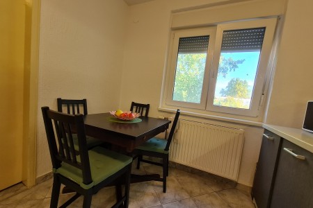 Osijek, dvosoban stan, Vijenac Ivana Meštrovića, površine 46,45 m2