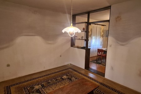 Belišće, kuća u ulici P. Zrinskog, 111,14 m2
