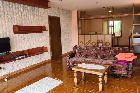 Valpovo, kuća katnica, 349,13 m2