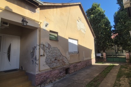 Beli Manastir, kuća na izvrsnoj lokaciji, 80,39 m2