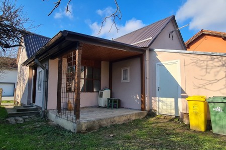 Belišće, kuća u ulici M. P. Katančića, 63,05 m2
