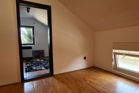 Bistrinci, kuća sa 2 stana, 172,84 m2, VIRTUALNA ŠETNJA