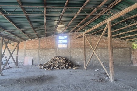 Donji Miholjac, industrijska zona, zemljište sa nadstrešnicom, 3366 m2