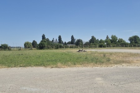 Donji Miholjac, industrijska zona, atraktivno zemljište na TOP lokaciji, 12080 m2