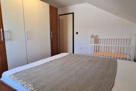 Bistrinci, kuća sa 2 stana, 172,84 m2, VIRTUALNA ŠETNJA