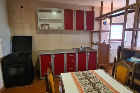 Valpovo, kuća katnica, 349,13 m2