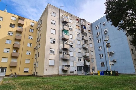 Osijek, dvosoban stan, Vijenac Ivana Meštrovića, površine 46,45 m2