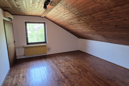 Beli&scaron;će, kuća, Ulica Vladimira Nazora, 193,29 m2