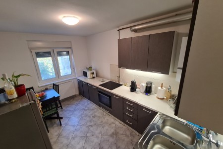 Osijek, dvosoban stan, Vijenac Ivana Meštrovića, površine 46,45 m2