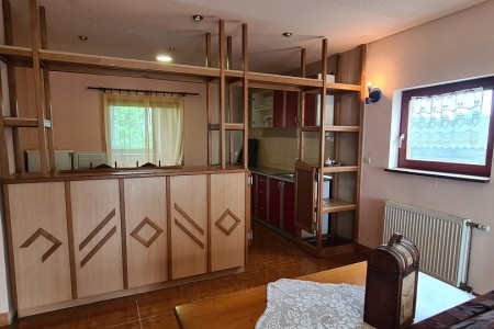 Valpovo, kuća katnica, 349,13 m2