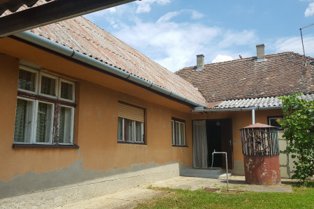 Belišće, kuća u ulici P. Zrinskog, 111,14 m2